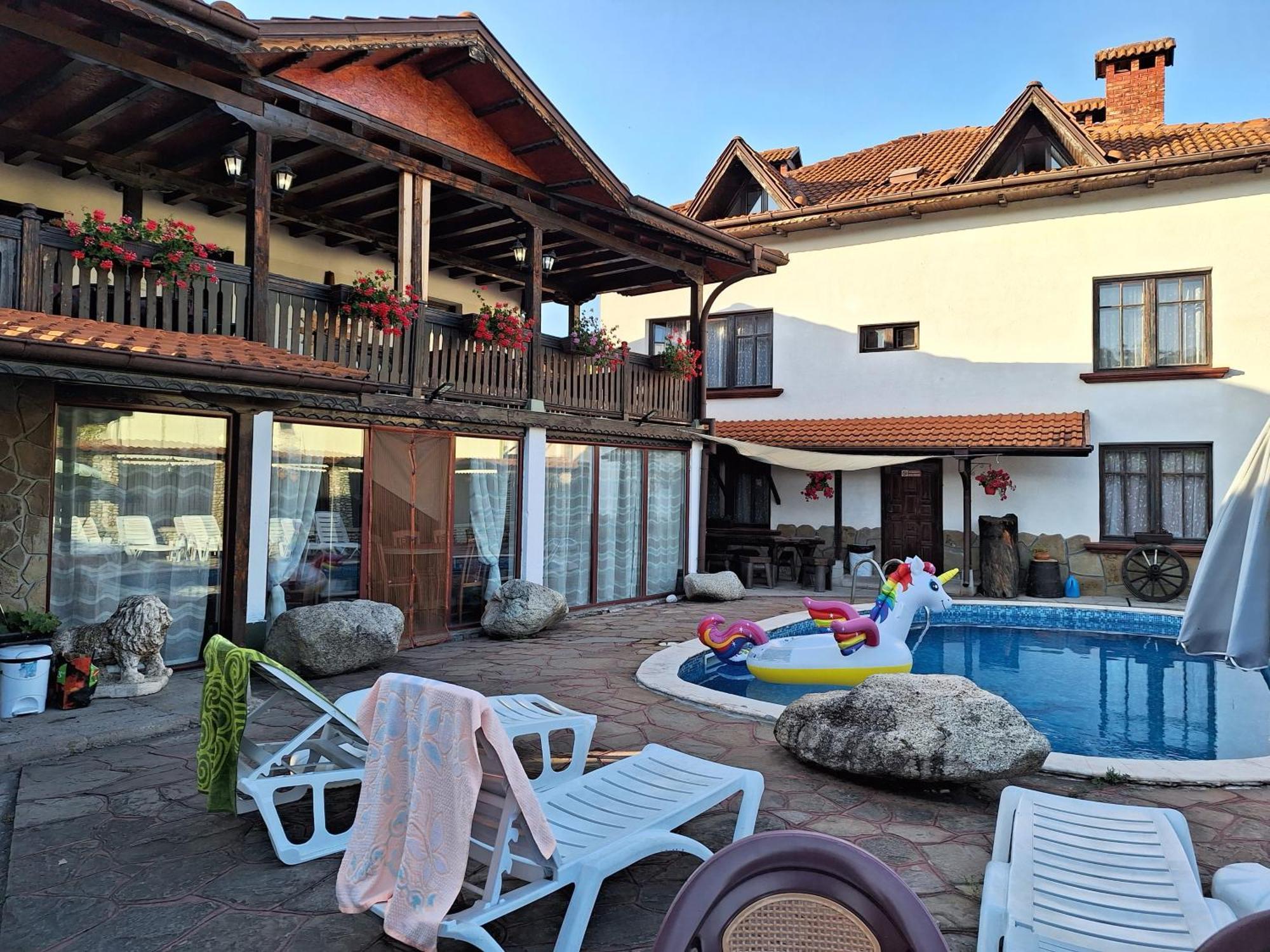 Къща За Гости Бащин Дом Apriltsi  Exterior photo